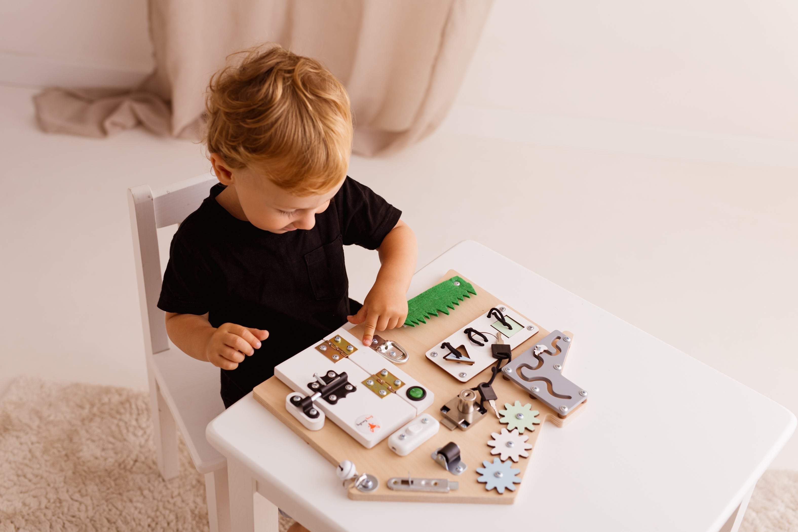 Montessori derhjemme: sådan skaber du et udviklende børnemiljø 0–6 år
