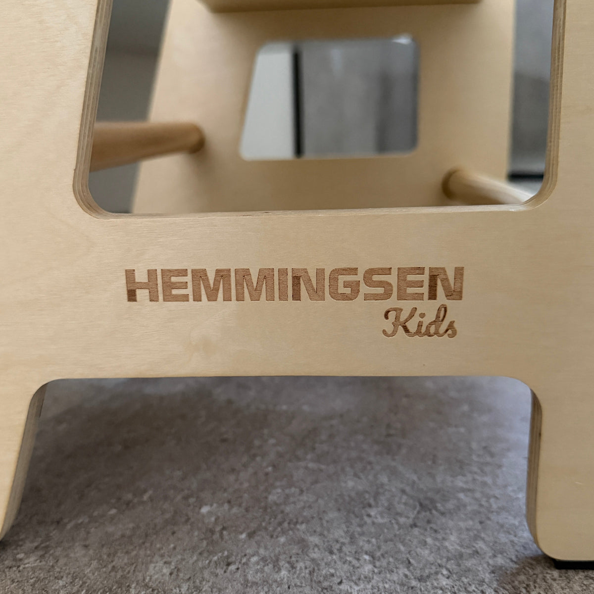 Liten Barnpall / Stol