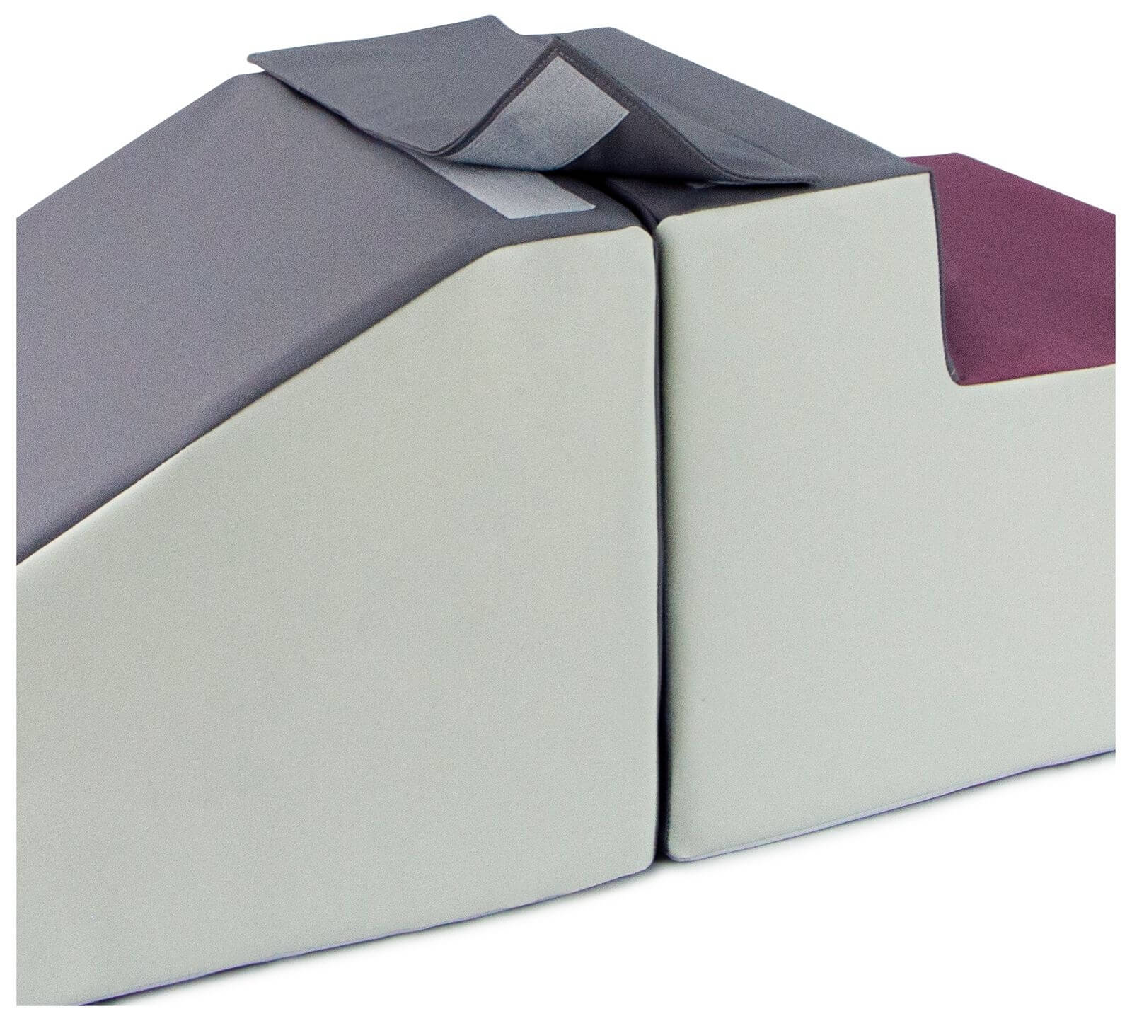 eksempel på skumlegetøjets velcrolukning