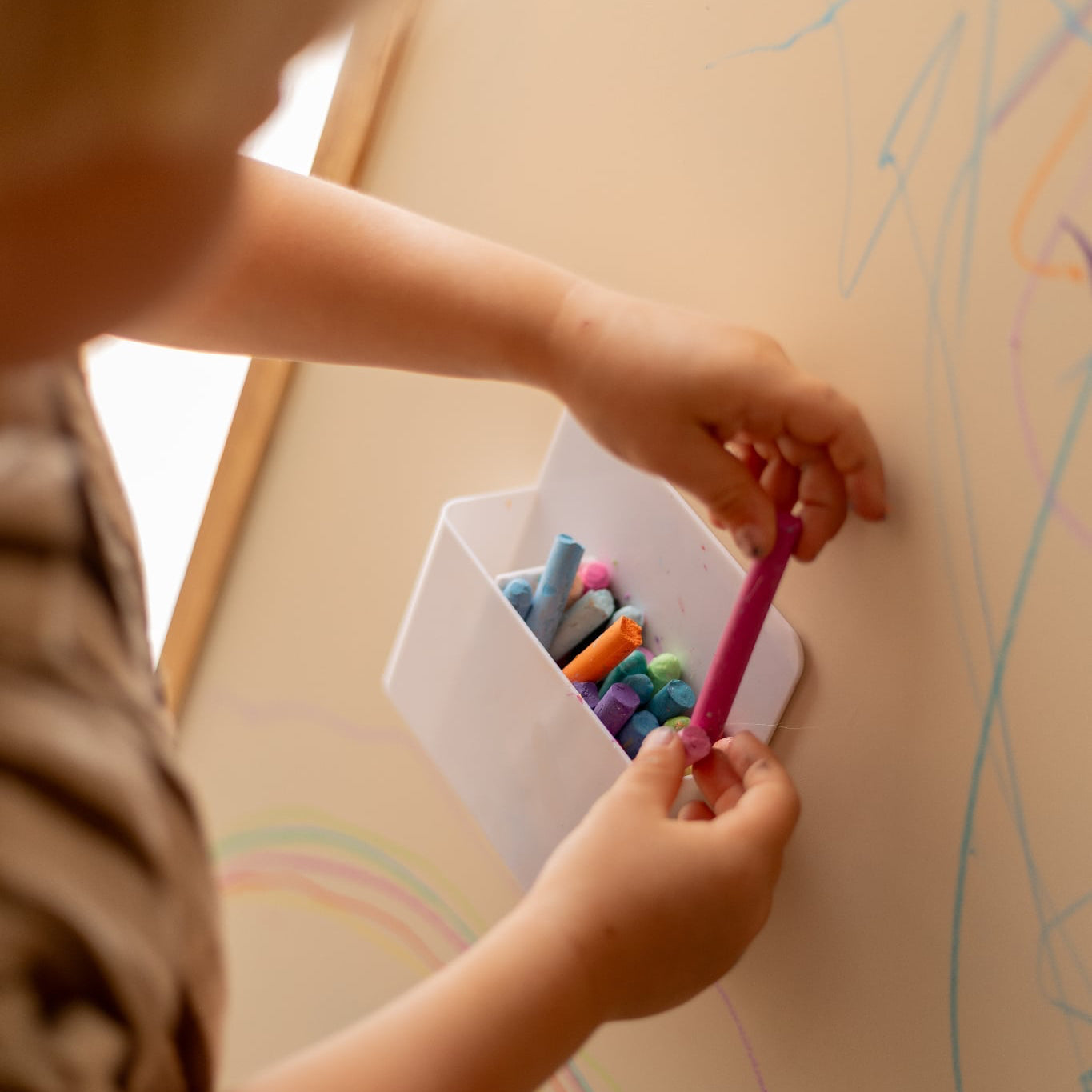 Magnetisk penneholder – Smart tilbehør til magnettavlen